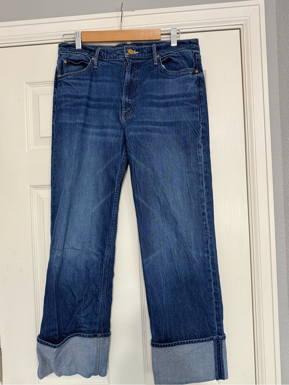 MOTHER cropped jeans never worn